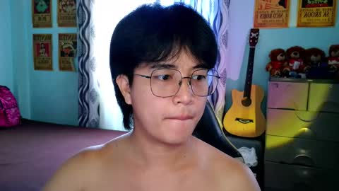 Snapshot of _maxurbate chatting on December 2025 03:58:02 AM MAX Dont forget to follow online show from December 2025 03:58:02 AM