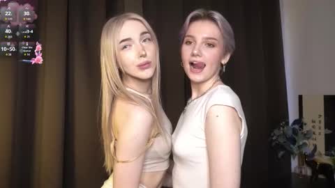 Elva and Kate  online show from December 2025 07:59:02 AM