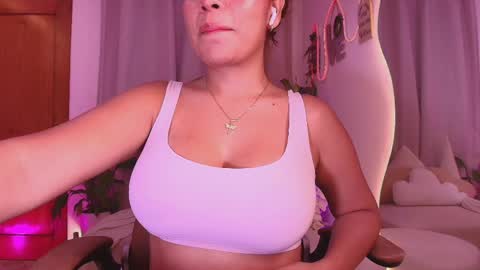 Marce  online show from April 2026 01:39:02 PM