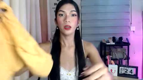 Snapshot of _mellyxxx chatting on February 2026 09:34:01 PM Melly online show from February 2026 09:34:01 PM