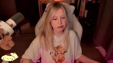 Snapshot of _meowmiko__ chatting on July 2026 07:41:02 PM miko3 online show from July 2026 07:41:02 PM