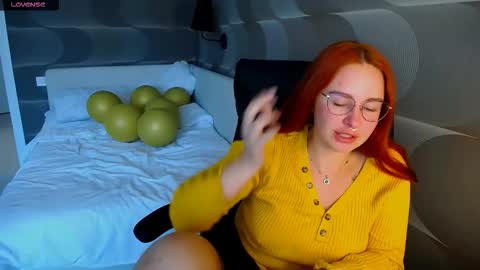 Snapshot of _mi_amore chatting on September 2025 07:30:02 AM _mi_amore online show from September 2025 07:30:02 AM