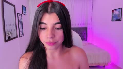 Snapshot of _mia_blue_18_ chatting on March 2025 11:56:02 PM MIa blue 18 online show from March 2025 11:56:02 PM