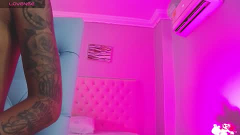 Paula online show from December 2025 11:28:02 AM