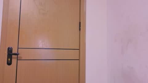 Mimi online show from April 2026 02:39:02 PM