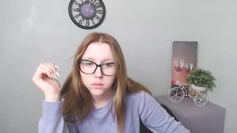 Snapshot of _miraterri_ chatting on February 2025 03:20:02 PM Mira online show from February 2025 03:20:02 PM