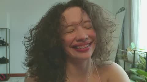 Snapshot of _missmariaa_ chatting on June 2026 06:24:02 PM Mara Independent model online show from June 2026 06:24:02 PM
