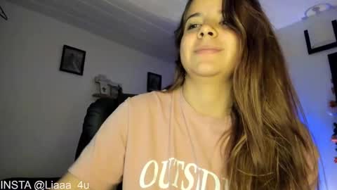 Snapshot of _monserat_ chatting on January 2025 03:11:02 AM liaaa 4u online show from January 2025 03:11:02 AM