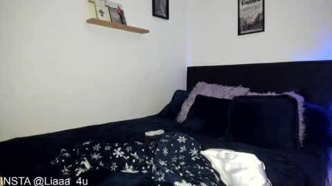 Snapshot of _monserat_ chatting on February 2025 01:24:02 AM liaaa 4u online show from February 2025 01:24:02 AM