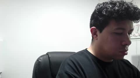 Snapshot of _mr_panda_ chatting on March 2026 12:37:02 AM Panda online show from March 2026 12:37:02 AM