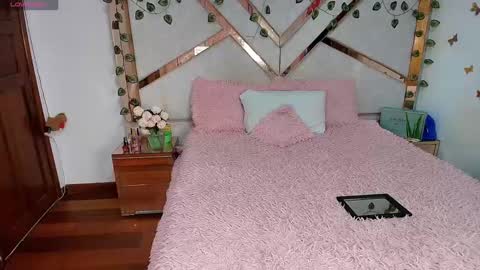 Natasha Rodriguez independent model online show from September 2025 11:27:02 PM