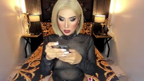 Snapshot of _natashacooper_ chatting on June 2026 09:32:02 AM _natashacooper_ online show from June 2026 09:32:02 AM