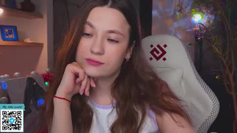 Mia with a big heart  online show from December 2025 10:42:01 AM