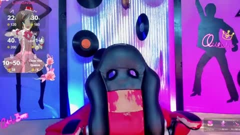 Snapshot of _nickyminach chatting on May 2026 07:11:01 PM Nicky Please help me with your thumbs up its importan online show from May 2026 07:11:01 PM