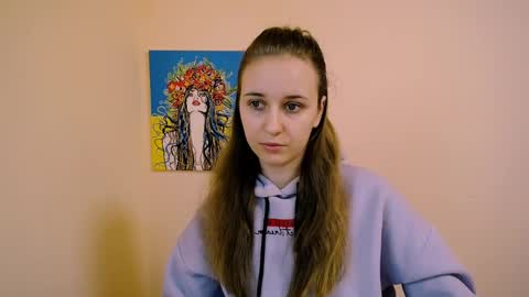 Snapshot of _nicole_new chatting on January 2025 12:23:01 PM Nica online show from January 2025 12:23:01 PM