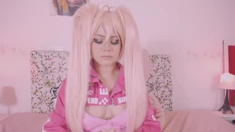 niiky online show from January 2025 12:26:01 PM