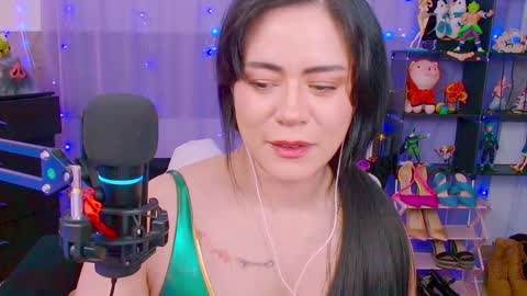 niiky online show from February 2026 02:11:02 PM