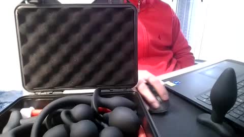 Nicola online show from February 2025 12:00:02 PM