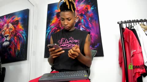 Kevin  online show from December 2024 04:45:02 AM