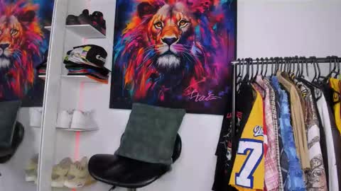 Kevin  online show from December 2025 04:21:01 AM