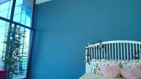 Snapshot of _parishill chatting on June 2026 04:17:01 AM Alisa online show from June 2026 04:17:01 AM