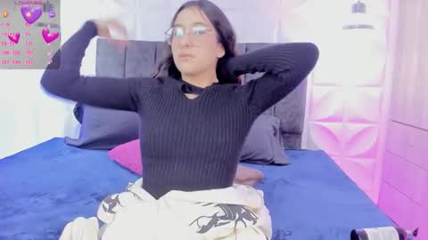 Pau online show from January 2026 12:40:01 PM