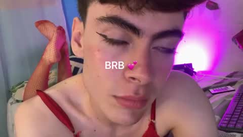 Snapshot of _peachyboy chatting on July 2026 03:44:01 AM esteban online show from July 2026 03:44:01 AM