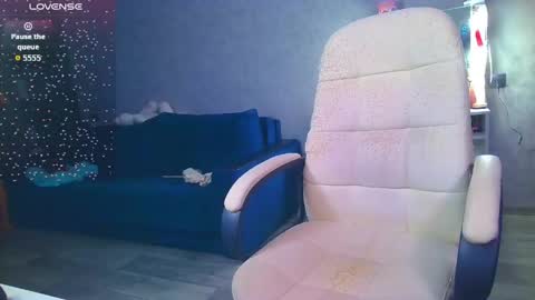Snapshot of _pink__rabbit_ chatting on June 2026 04:09:01 PM Ilona online show from June 2026 04:09:01 PM