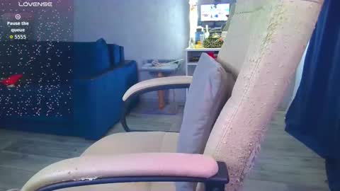 Snapshot of _pink__rabbit_ chatting on June 2026 04:52:02 AM Ilona online show from June 2026 04:52:02 AM