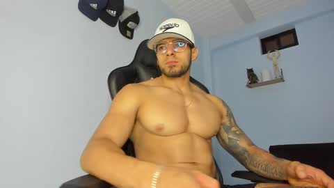 Snapshot of _poseidon1_ chatting on March 2025 03:29:02 AM Poseidon online show from March 2025 03:29:02 AM