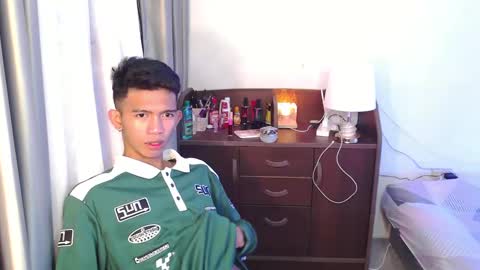 Snapshot of _rellvanxx chatting on March 2025 07:15:02 PM _rellvanxx online show from March 2025 07:15:02 PM