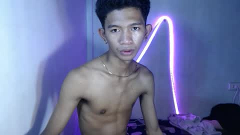 Snapshot of _rellvanxx chatting on November 2025 11:36:02 PM _rellvanxx online show from November 2025 11:36:02 PM