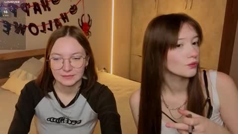 LISSAPVT IS OPEN online show from October 2025 03:53:02 AM