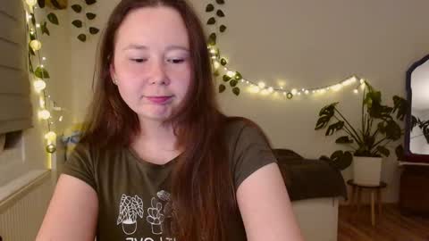 Snapshot of _rosie_cheeks_ chatting on September 2025 06:44:01 PM See you  online show from September 2025 06:44:01 PM