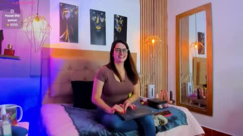 SAMANTHA FOX online show from January 2026 11:23:02 AM