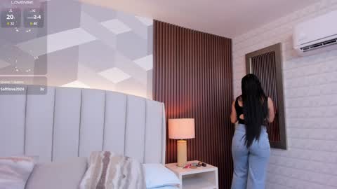 Antonella  online show from January 2025 12:15:01 PM