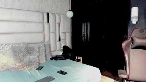 _sammy_ice online show from February 2025 06:26:02 AM