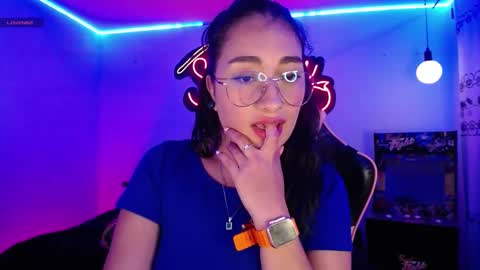 Snapshot of _santalove_ chatting on January 2025 11:13:01 PM SantaLove online show from January 2025 11:13:01 PM