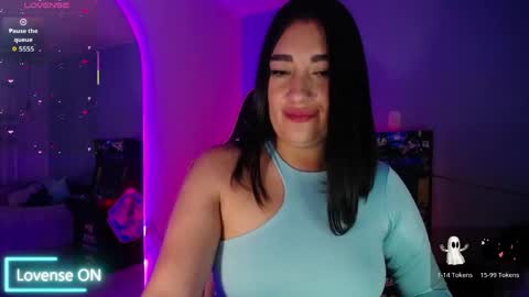 Snapshot of _santalove_ chatting on May 2026 09:42:02 PM SantaLove online show from May 2026 09:42:02 PM