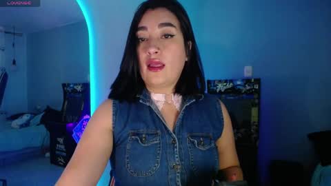 Snapshot of _santalove_ chatting on May 2026 09:32:02 PM SantaLove online show from May 2026 09:32:02 PM
