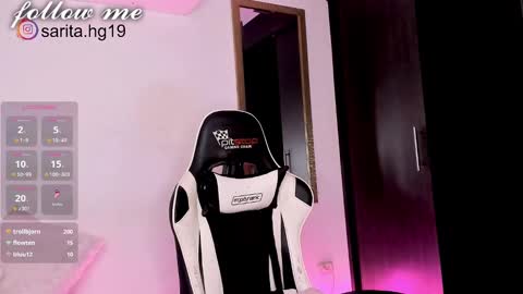 Snapshot of _sara_hernandez chatting on February 2025 08:03:01 PM Sara  intagram online show from February 2025 08:03:01 PM