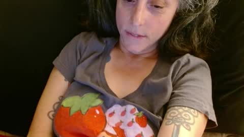 Snapshot of _sara_lynn_ chatting on June 2026 01:38:02 AM Sara Lynn online show from June 2026 01:38:02 AM