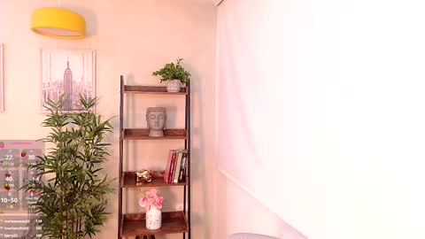 Sassy Girl online show from February 2025 06:51:01 PM