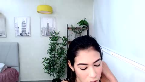 Sassy Girl online show from February 2025 06:15:02 PM