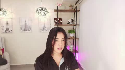 Snapshot of _sassy_girl chatting on May 2026 06:16:02 PM Sassy Girl online show from May 2026 06:16:02 PM