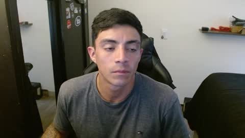 Snapshot of _schnnneider_ chatting on May 2026 04:15:01 PM SCHNEIDER online show from May 2026 04:15:01 PM