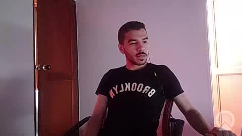 Snapshot of _sebas69 chatting on December 2025 02:11:01 PM _sebas69 online show from December 2025 02:11:01 PM