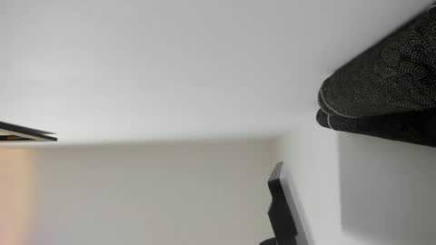 Selene online show from April 2026 01:25:01 AM