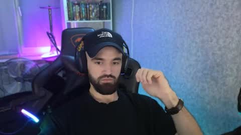 Ask me online show from October 2025 11:36:01 PM