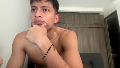 Juan Pablo-independent model online show from February 2026 05:44:02 PM